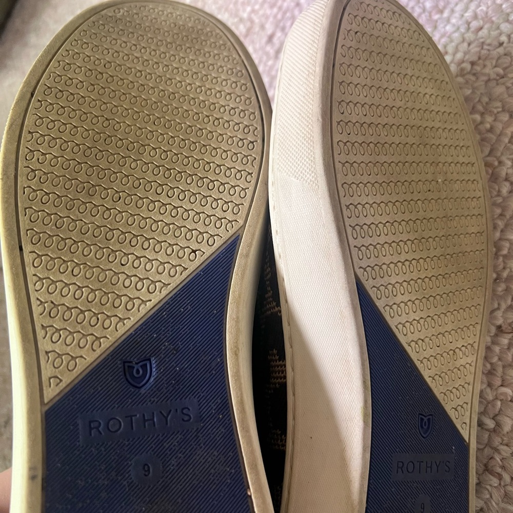 Leopard Print Slip-On Sneakers - Picture 8 of 9